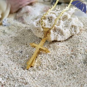 گردنبند صلیب طلایی همراه با زنجیر