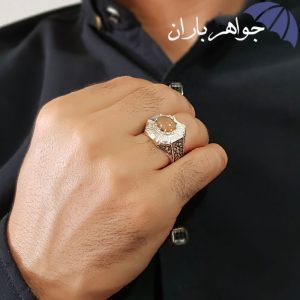 انگشتر اوپال شیری هفت رنگ اصل مردانه دست ساز